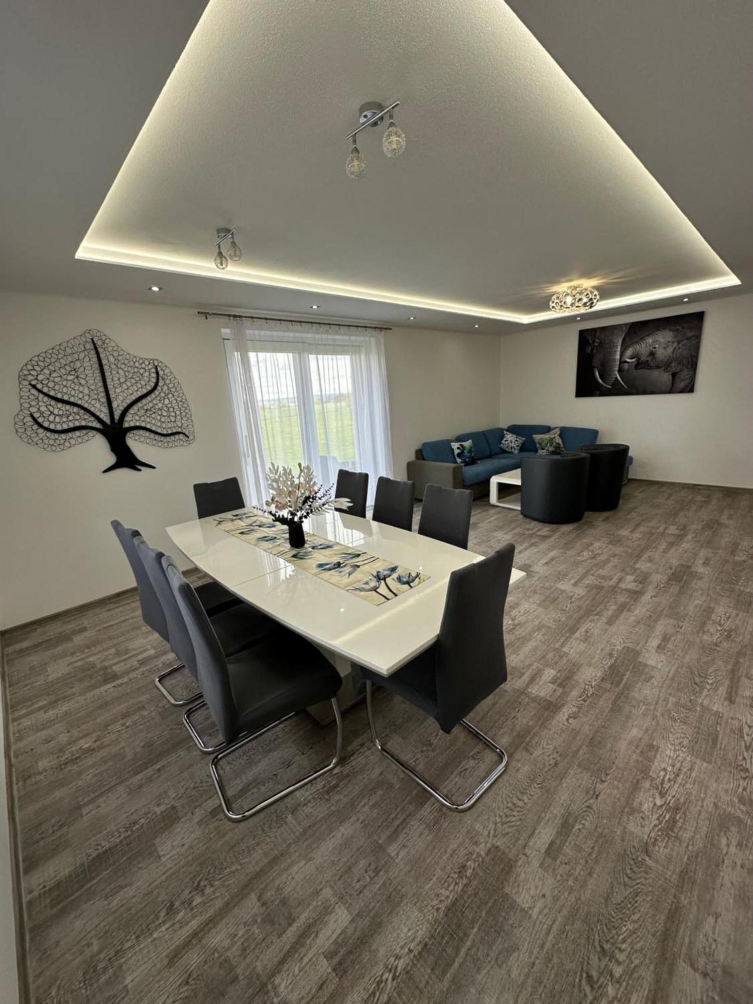 הוילה Slapy  House&Garden&Pool מראה חיצוני תמונה